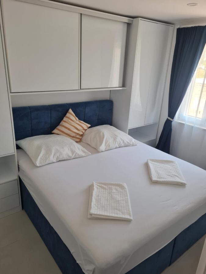 Holiday Apartment Marijana Kastela Exterior photo