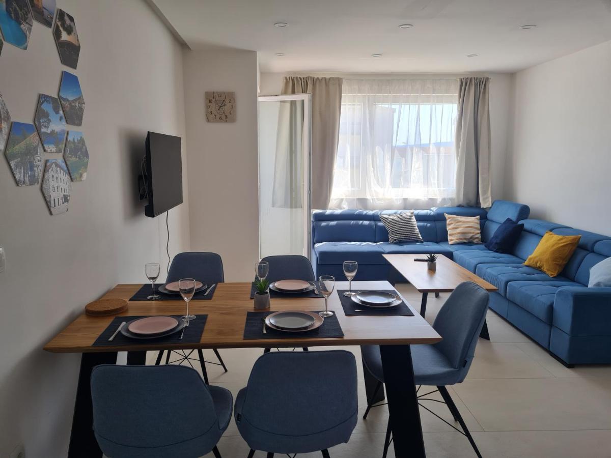 Holiday Apartment Marijana Kastela Exterior photo
