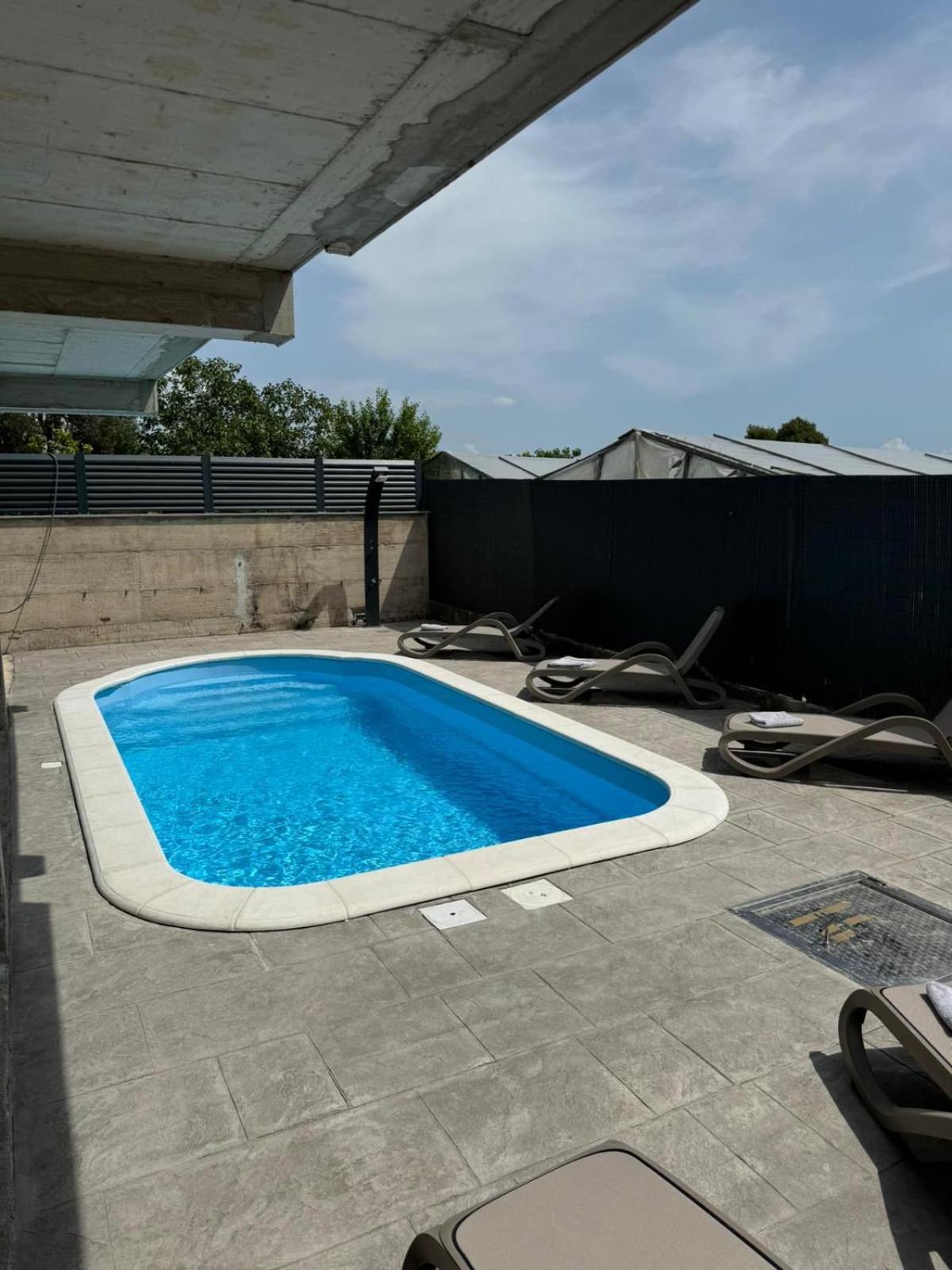 Holiday Apartment Marijana Kastela Exterior photo